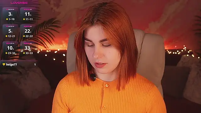 GingerPinky online show from April 12, 1:05 pm