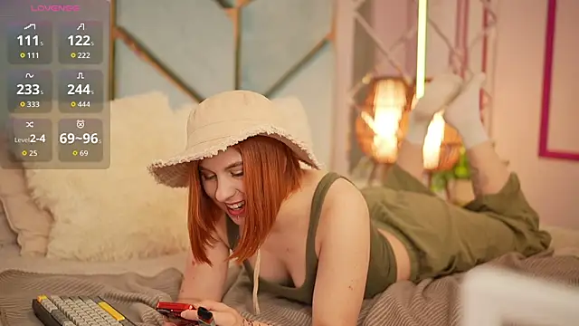 GingerPinky online show from June 9, 6:47 am