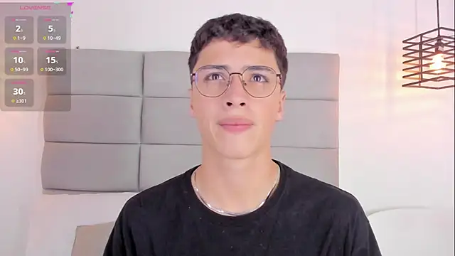 JoshClaarktt online show from April 19, 4:01 am