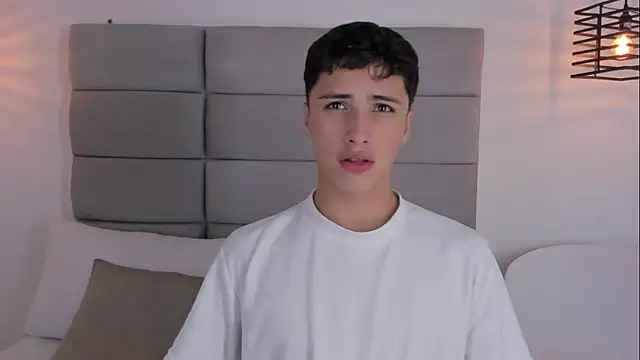 JoshClaarktt online show from April 23, 4:03 am