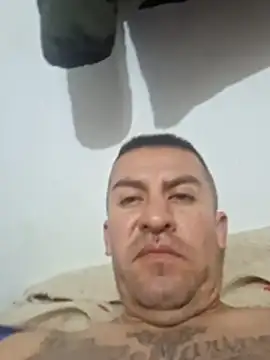 Snapshot of Monitoivan chatting on December 16, 8:47 pm Monitoivan online show from December 16, 8:47 pm