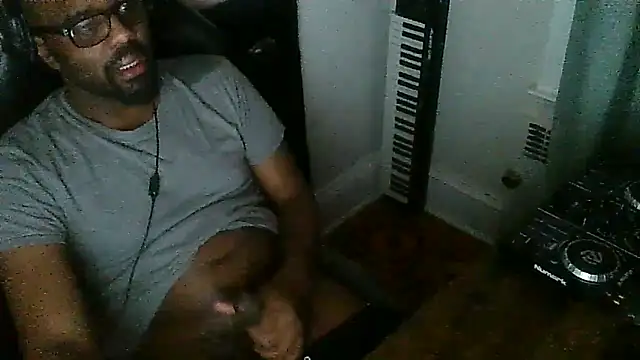 MrUnintentional online show from January 7, 5:32 am