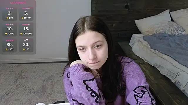 AlicePowells online show from February 28, 4:24 am