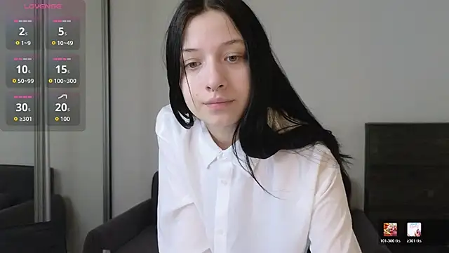 AlicePowells online show from April 23, 11:09 am