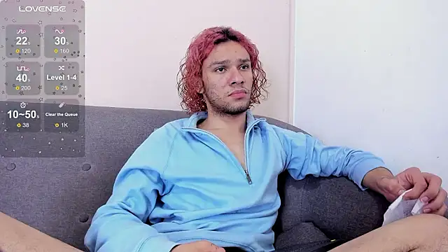 TAYSON SCOTT online show from February 9, 1:15 pm