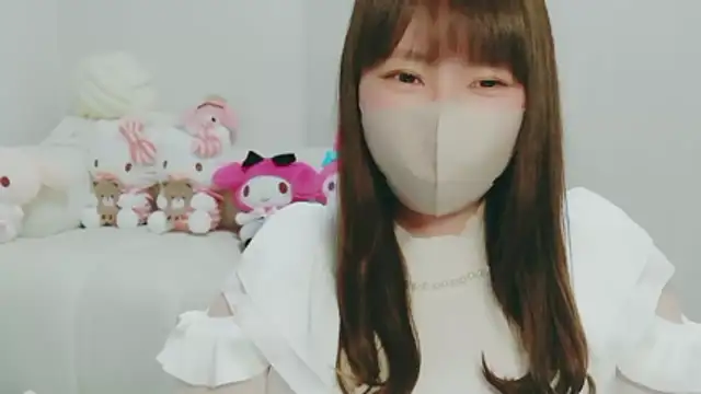 yuyuchan   online show from April 21, 10:32 am