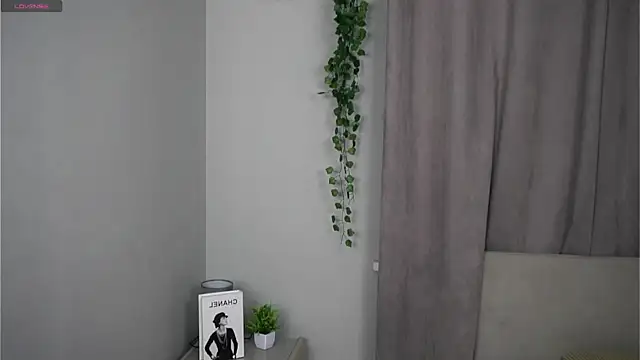 SharylOrbin online show from January 15, 9:18 pm