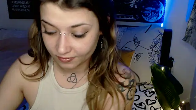 AlienforTwenty online show from February 24, 2:53 am