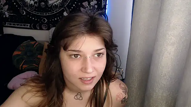AlienforTwenty online show from June 8, 6:25 am