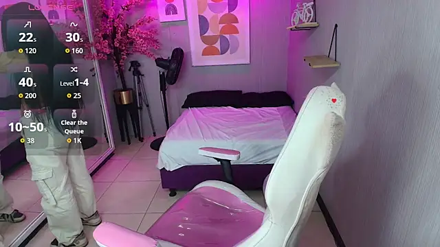 Carolina cherry online show from March 17, 12:19 pm