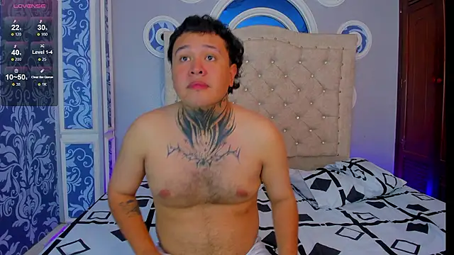 Beele and Evie online show from February 24, 7:34 pm