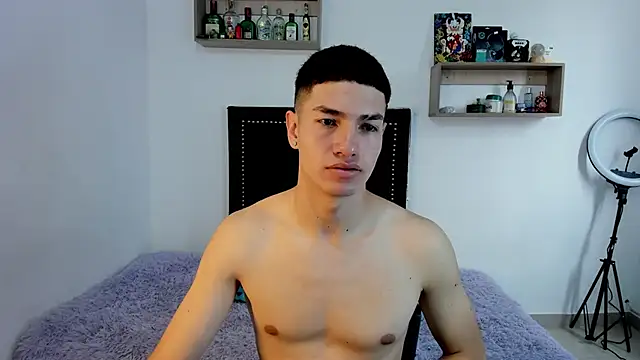 Snapshot of Nico_Nocturne chatting on December 17, 8:48 pm Nico Nocturne online show from December 17, 8:48 pm