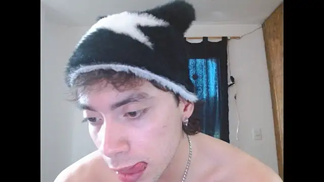 sam lilith081 online show from April 7, 9:26 pm