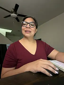 BettyWhispers online show from February 20, 7:10 am