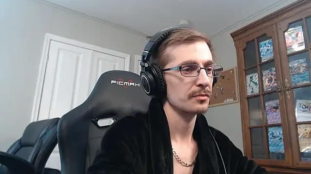 CasuallyCorrupted online show from December 21, 10:33 am