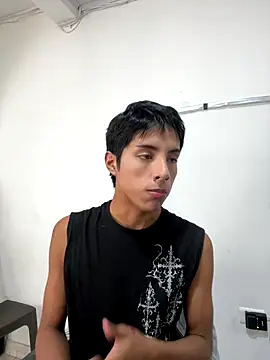 Snapshot of EstivenSallas2 chatting on December 13, 7:53 pm EstivenSallas2 online show from December 13, 7:53 pm