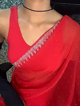 Snapshot of desi_dollx_26 chatting on December 15, 9:52 pm desi dollx 26 online show from December 15, 9:52 pm