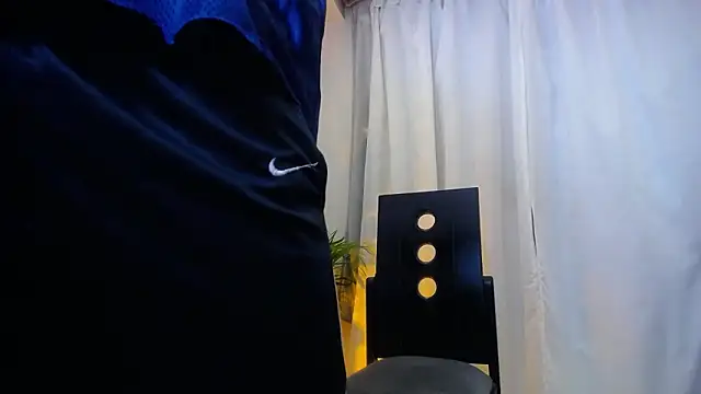 TOMBOYSEXX online show from March 17, 1:10 am