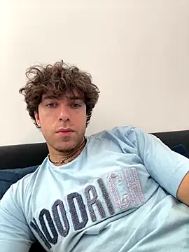 Snapshot of icyninesix chatting on December 14, 8:09 am icyninesix online show from December 14, 8:09 am