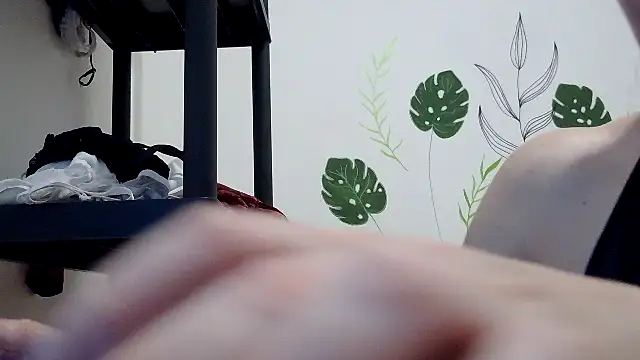 anngelle online show from April 25, 5:10 am