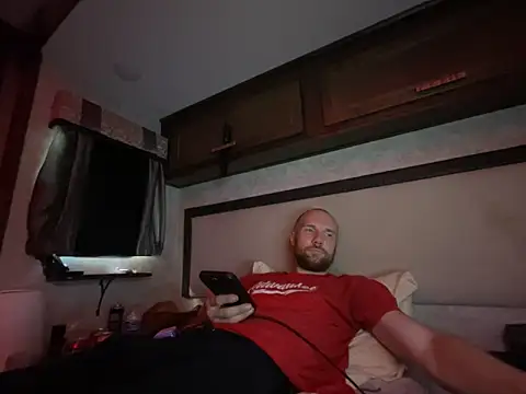 Snapshot of SparkledExtern chatting on February 8, 3:04 pm SparkledExtern online show from February 8, 3:04 pm