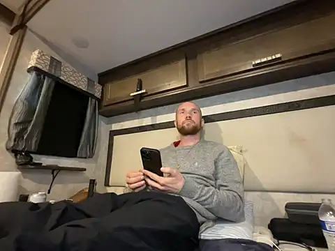 Snapshot of SparkledExtern chatting on February 9, 8:02 pm SparkledExtern online show from February 9, 8:02 pm