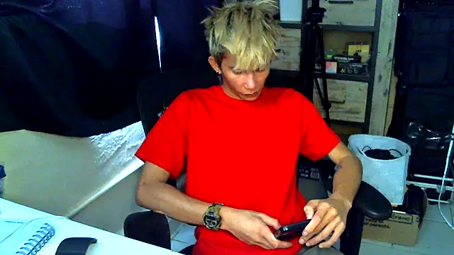 jhaycobXgarcia online show from March 27, 7:46 pm