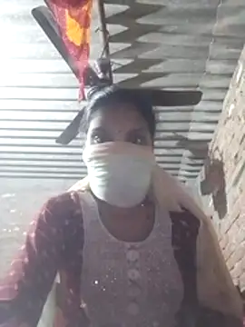 Snapshot of cute_muskan66 chatting on December 14, 3:50 pm cute muskan66 online show from December 14, 3:50 pm