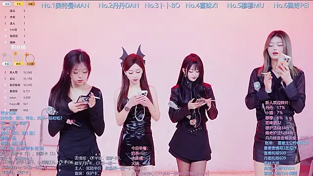 Luckygirls-339 online show from February 24, 10:41 pm