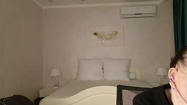 Snapshot of WeksaMur chatting on April 29, 11:22 pm WeksaMur online show from April 29, 11:22 pm