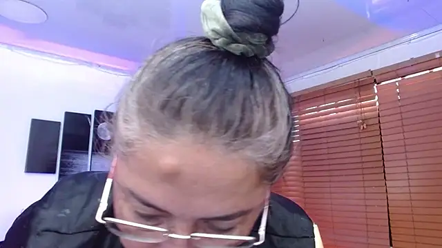 paola xm online show from March 17, 12:25 pm