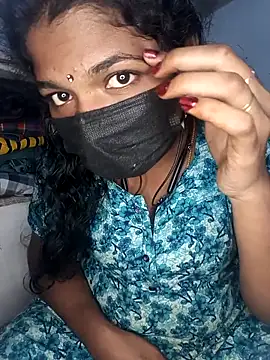 Snapshot of tamilsaisree chatting on December 20, 5:20 pm tamilsaisree online show from December 20, 5:20 pm