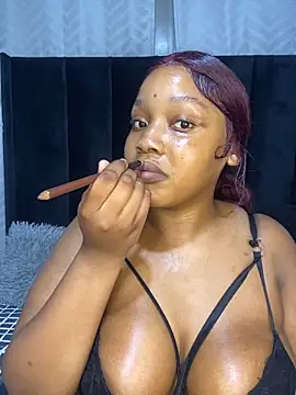 THICKBARBIE32 online show from June 21, 8:33 pm