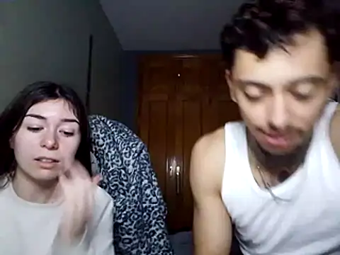 sorbetedeframbuesa68 online show from February 16, 6:48 pm