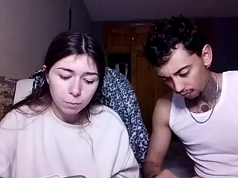 sorbetedeframbuesa68 online show from February 17, 7:31 pm