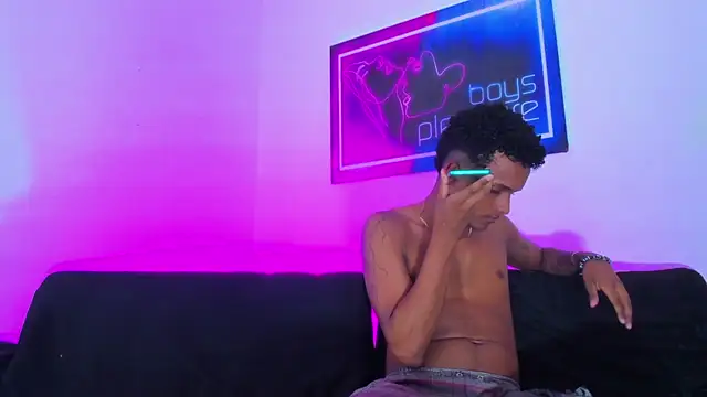 Damian and theo online show from March 9, 3:10 am