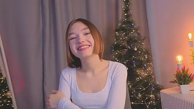 Leyla crsh online show from December 18, 5:35 am