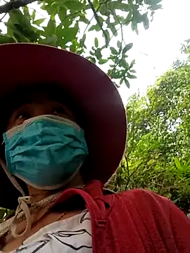 seacyre online show from April 22, 12:35 am