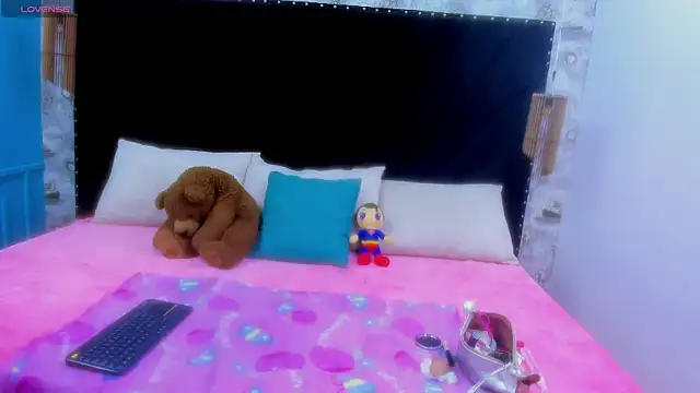 Megan-Horney- online show from January 8, 12:40 pm