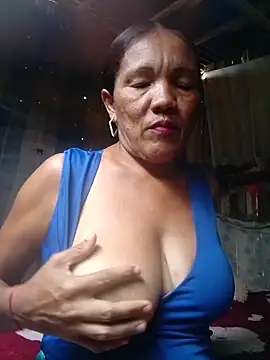 sara milf777 online show from April 17, 5:16 pm