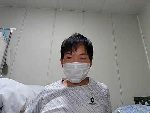 Snapshot of sweets_danshi chatting on December 21, 12:45 pm sweets danshi online show from December 21, 12:45 pm