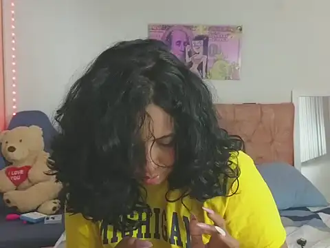 Valery  lovex online show from May 13, 12:52 am