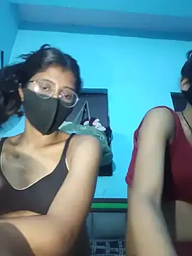 Snapshot of Aaradhya-Rani chatting on May 16, 8:18 pm Aaradhya-Rani online show from May 16, 8:18 pm