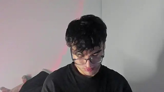 charlie dicker online show from April 29, 1:43 am