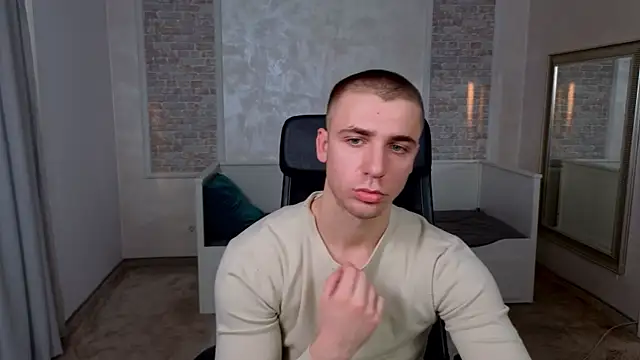 KellenWest online show from April 18, 4:27 am