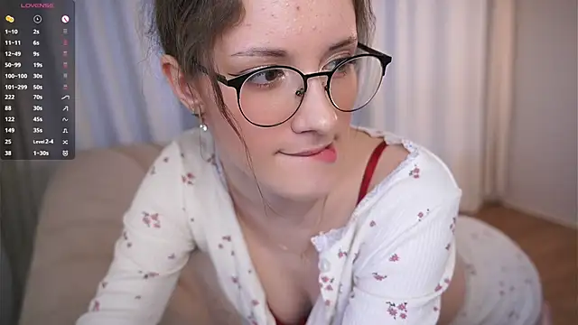 KarmenRasey online show from April 12, 4:12 pm