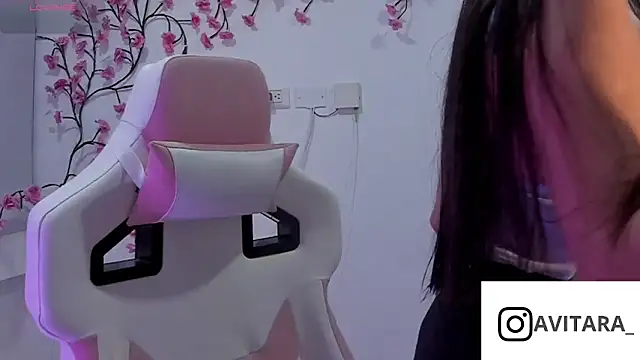 vanesita  online show from June 27, 12:04 am