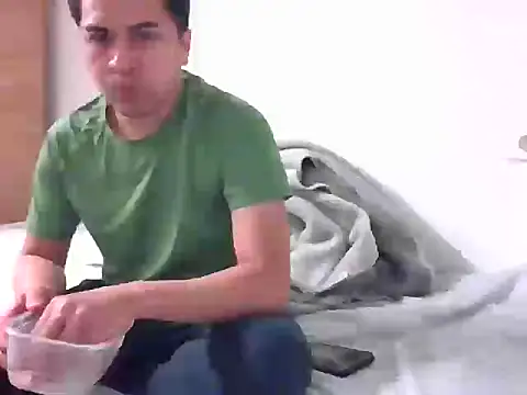 sweetpinoy2027 online show from February 25, 5:33 pm