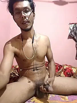 Advikk GSH online show from January 13, 8:14 pm