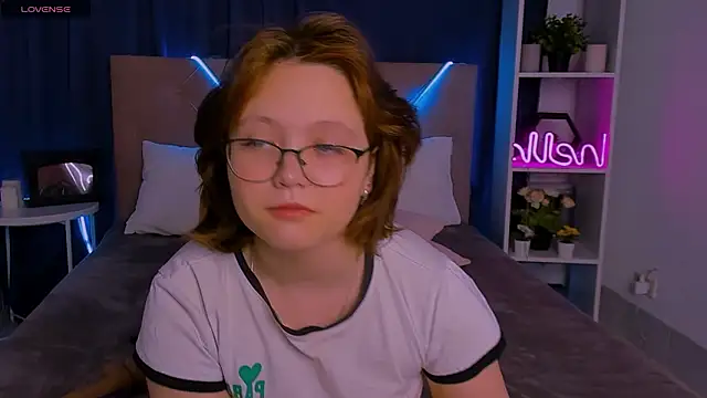 Mary Bryantt online show from February 3, 1:26 am